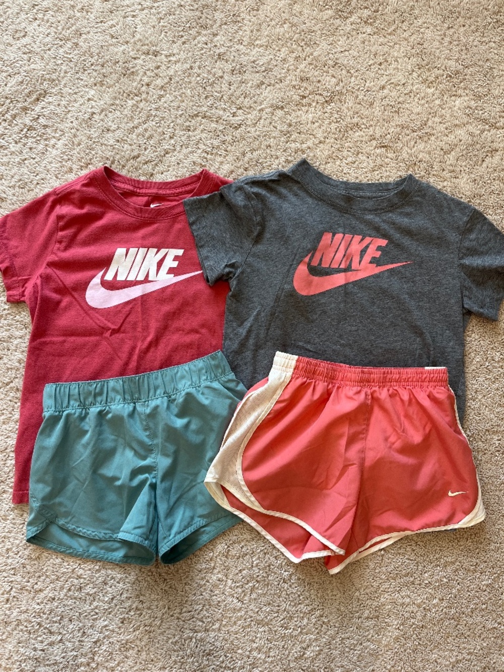 Nike tshirts and shorts girl size medium 8